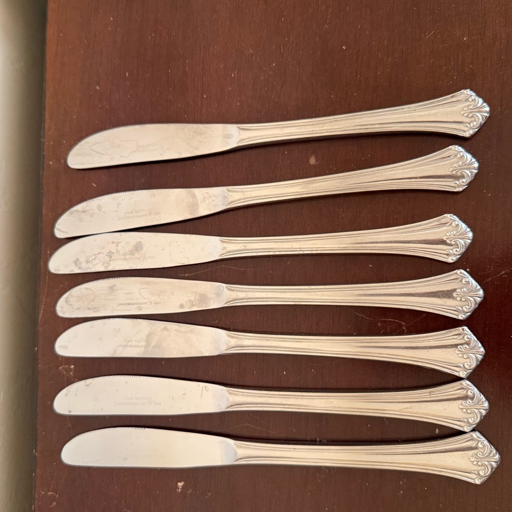Set of 7 Reed & Barton Rebacraft‎  Japan Stainless Butter Dinner Knives